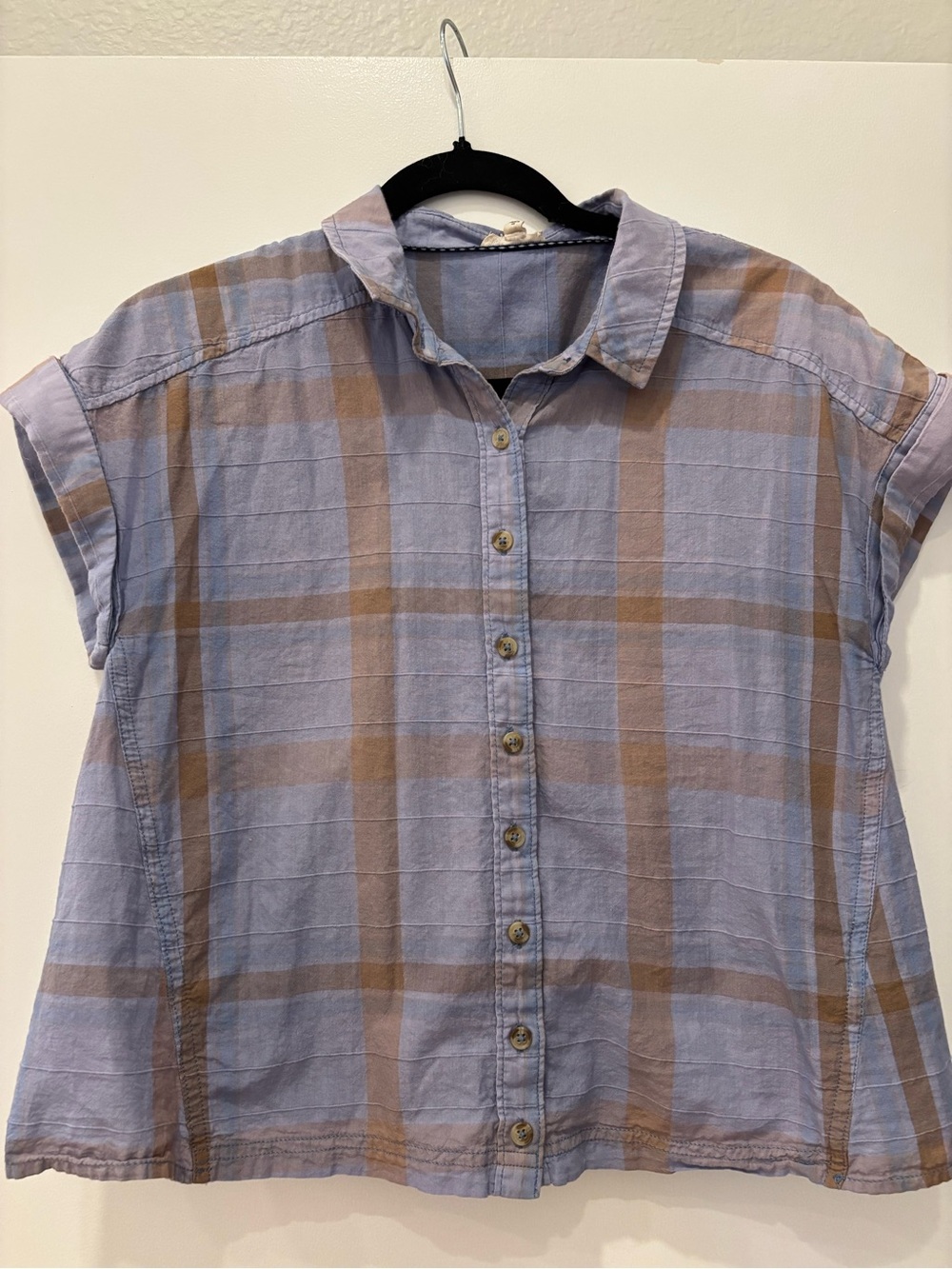 Anthropologie Pilcro Plaid Short-Sleeve Collared Button-Down boho chic preppy